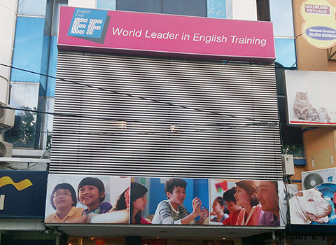 Sekolah EF English First untuk Anak & Remaja